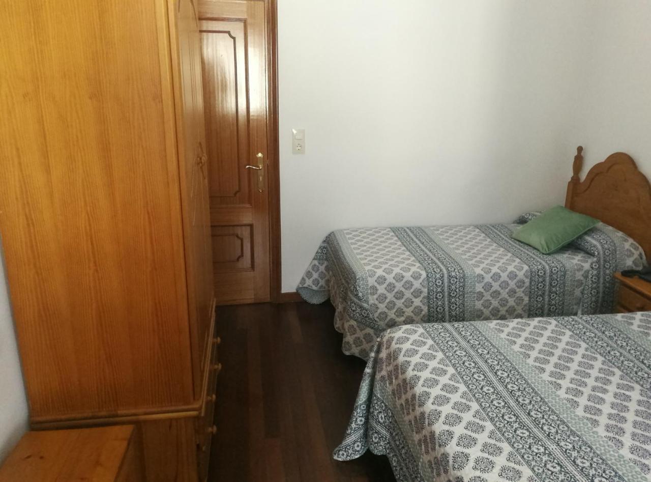 Hostal La Casilla Guitiriz Bagian luar foto